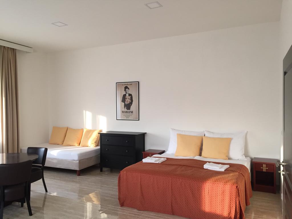 Apartman Za Radnici Valtice Dış mekan fotoğraf