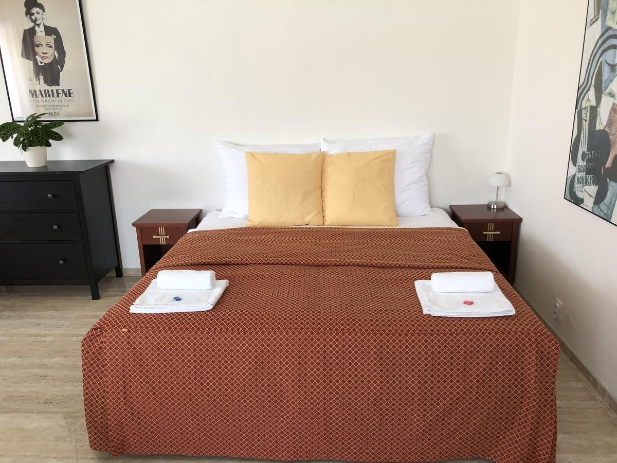 Apartman Za Radnici Valtice Dış mekan fotoğraf